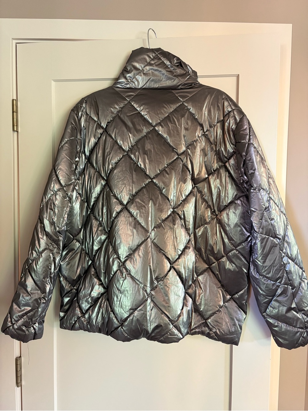 Ann Taylor LOFT/Lou & Grey Metallic Quilted Puffer Jacket - Silver Size XL NWOT - Picture 2 of 7